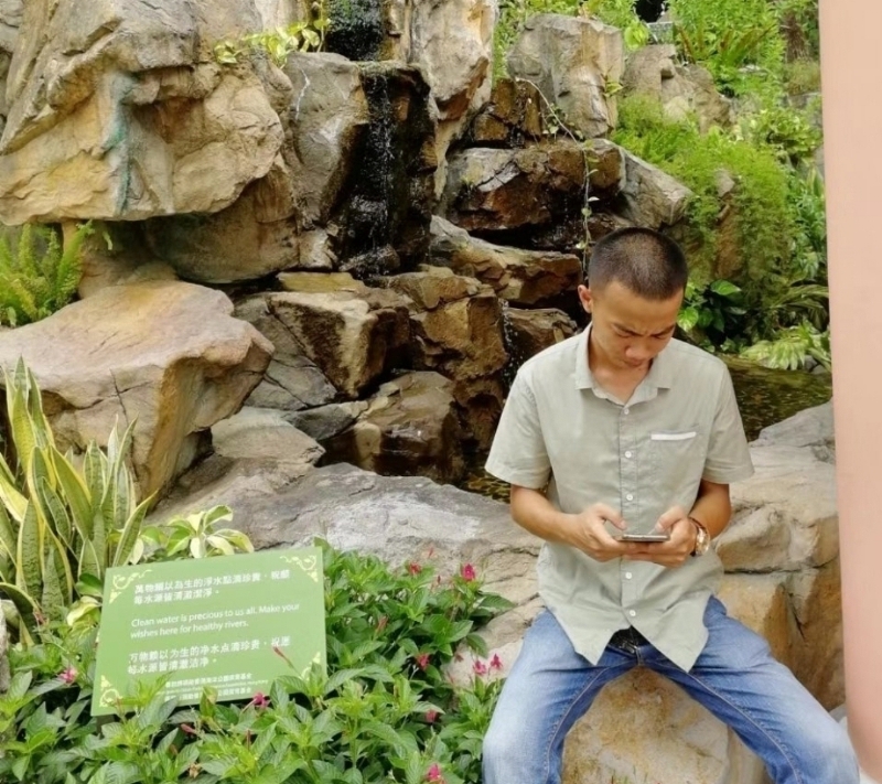 MR邱的第一张照片--呼和浩特相亲服务中心