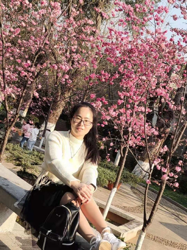 Nancy的第一张照片--呼和浩特相亲服务中心