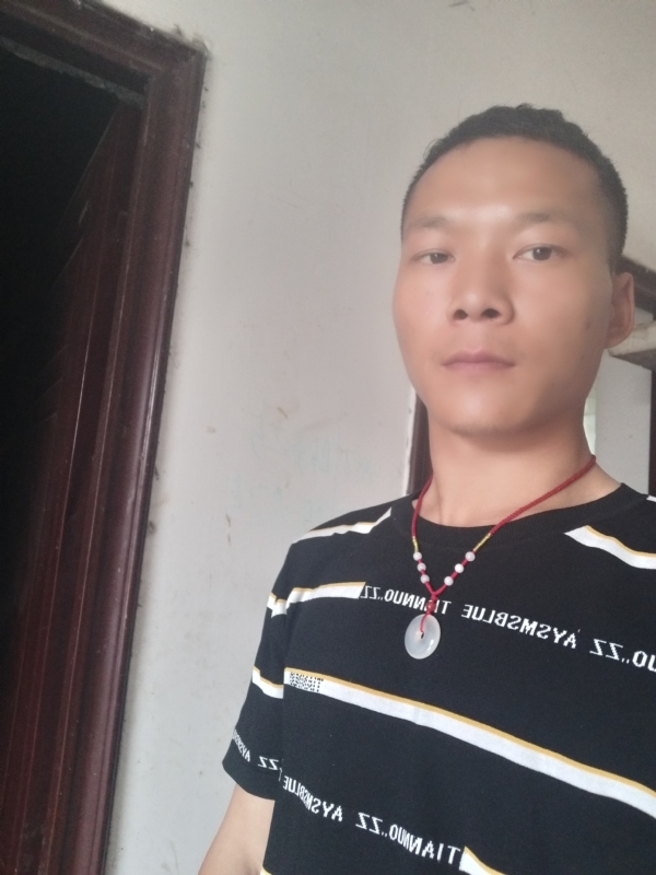 爱，请深爱的第一张照片--呼和浩特相亲服务中心