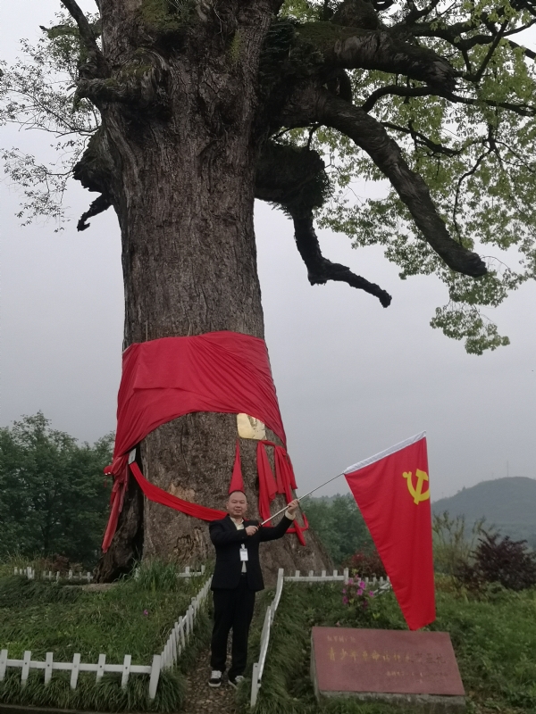 辉辉的第一张照片--呼和浩特相亲服务中心