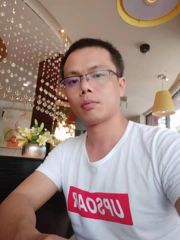 叶寒君的第三张照片--呼和浩特相亲服务中心