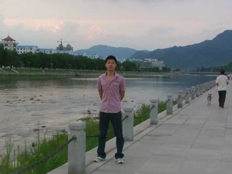 王王的第一张照片--呼和浩特相亲服务中心