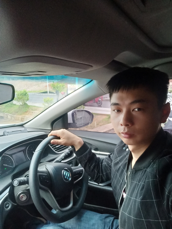 宇的第二张照片--呼和浩特相亲服务中心