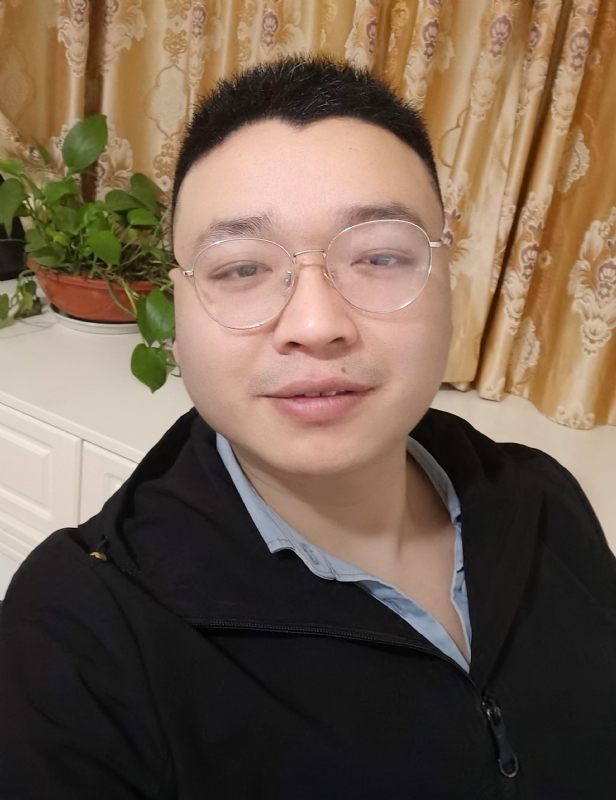 华哥的第二张照片--呼和浩特相亲服务中心