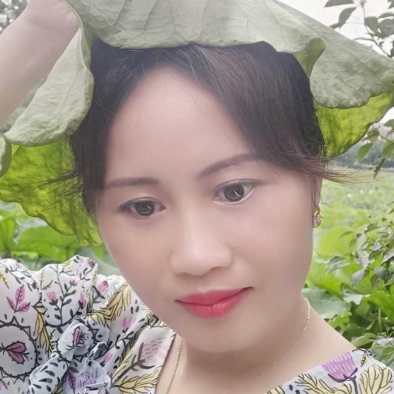 花开半夏的第一张照片--呼和浩特相亲服务中心