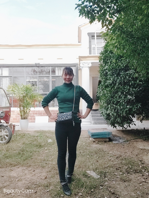 魏沐阳子的第一张照片--呼和浩特相亲服务中心