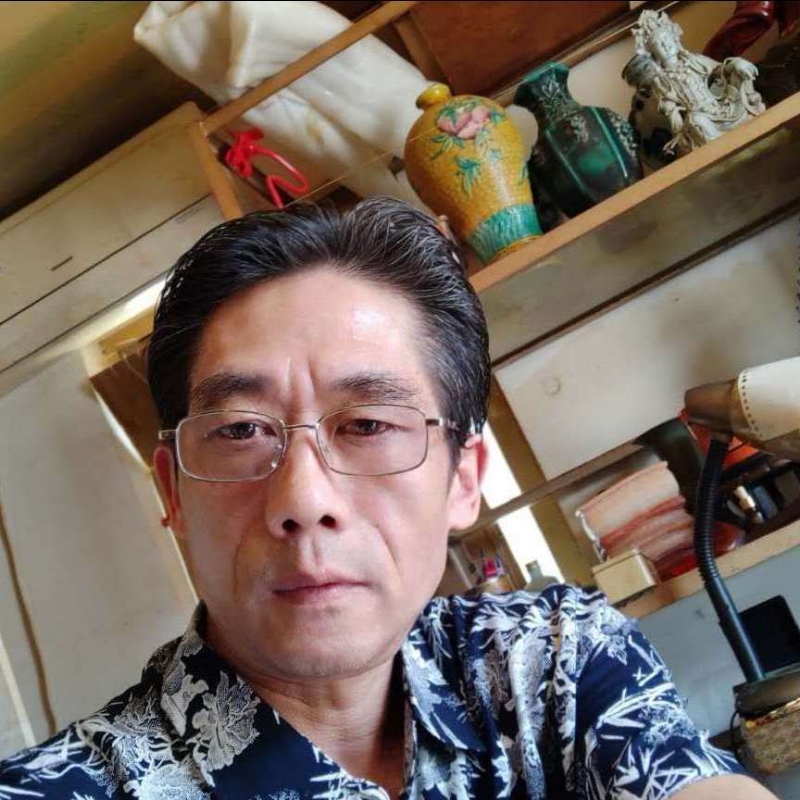 没有爱情也要飞渡一生的第一张照片--呼和浩特相亲服务中心