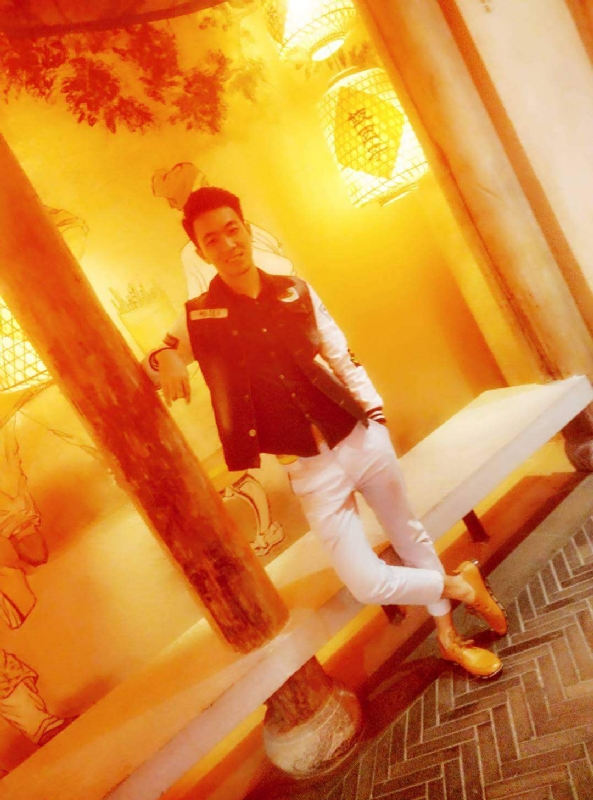 滞后的微笑的第四张照片--呼和浩特相亲服务中心