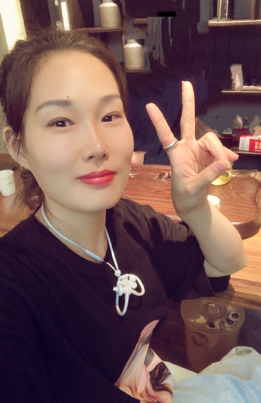 冷紫斑蝶的第一张照片--呼和浩特相亲服务中心