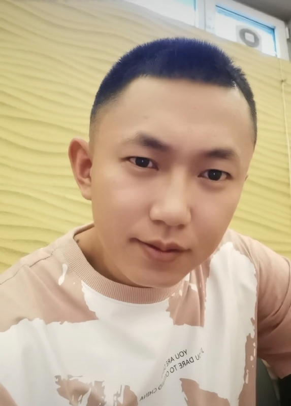 爱意随风起的第一张照片--呼和浩特相亲服务中心