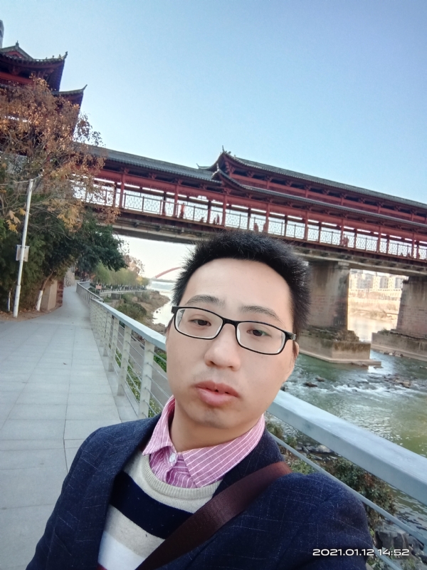 碧血丹心的第二张照片--呼和浩特相亲服务中心