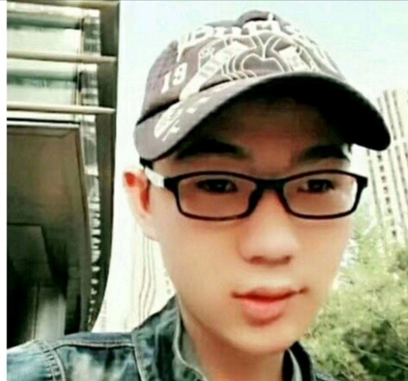 小霪虫的第三张照片--呼和浩特相亲服务中心