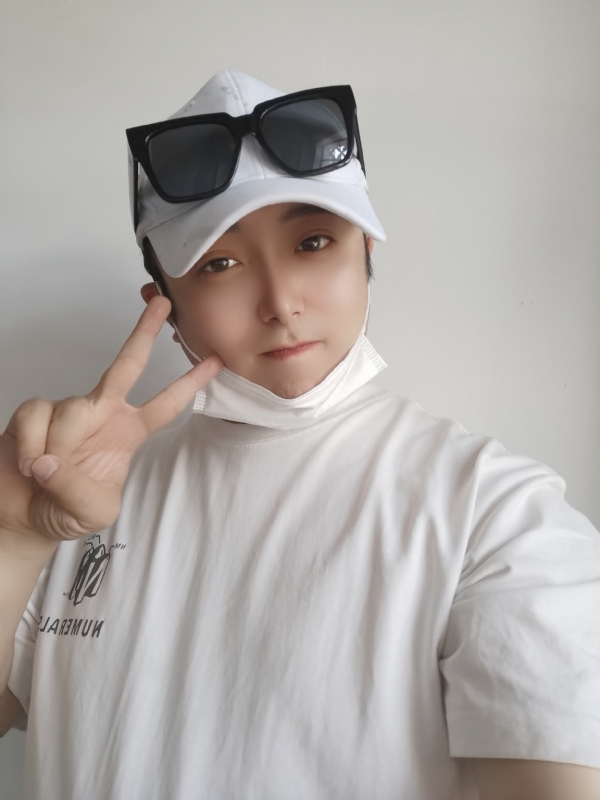 喵大龙的第一张照片--呼和浩特相亲服务中心