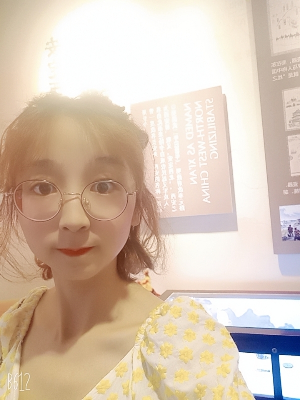 吴小小的第一张照片--呼和浩特相亲服务中心