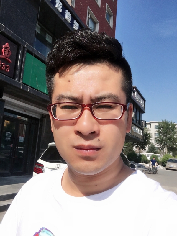 AA首席的第一张照片--呼和浩特相亲服务中心