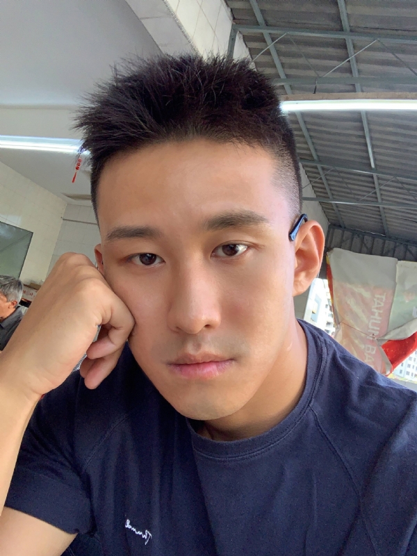 相见恨晚的第二张照片--呼和浩特相亲服务中心