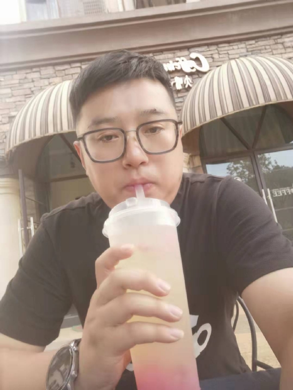 半旧情怀的第一张照片--呼和浩特相亲服务中心