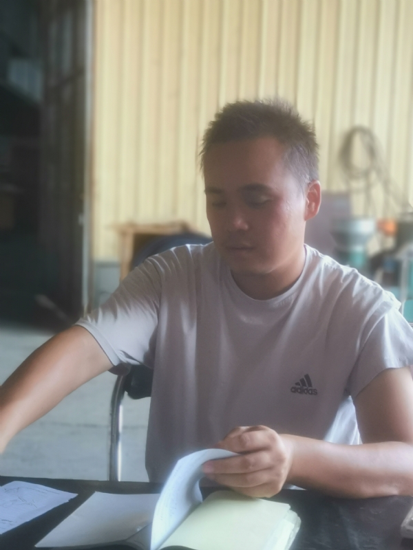 荒原的第一张照片--呼和浩特相亲服务中心