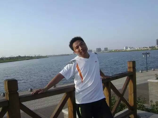 才乡痴情的第二张照片--呼和浩特相亲服务中心