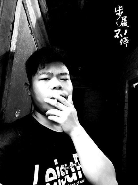 一見鍾情的第三张照片--呼和浩特相亲服务中心