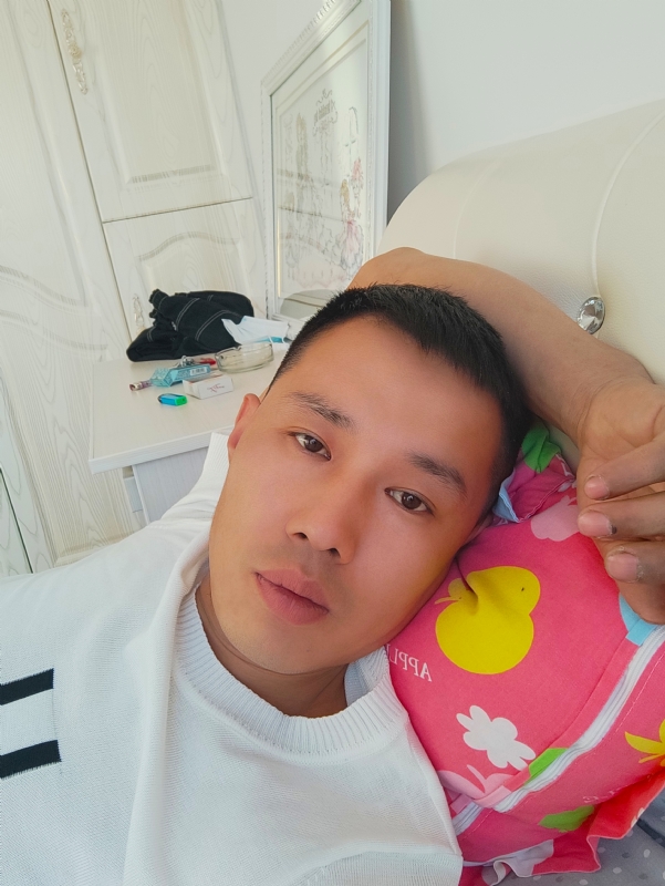 一个人的第一张照片--呼和浩特相亲服务中心