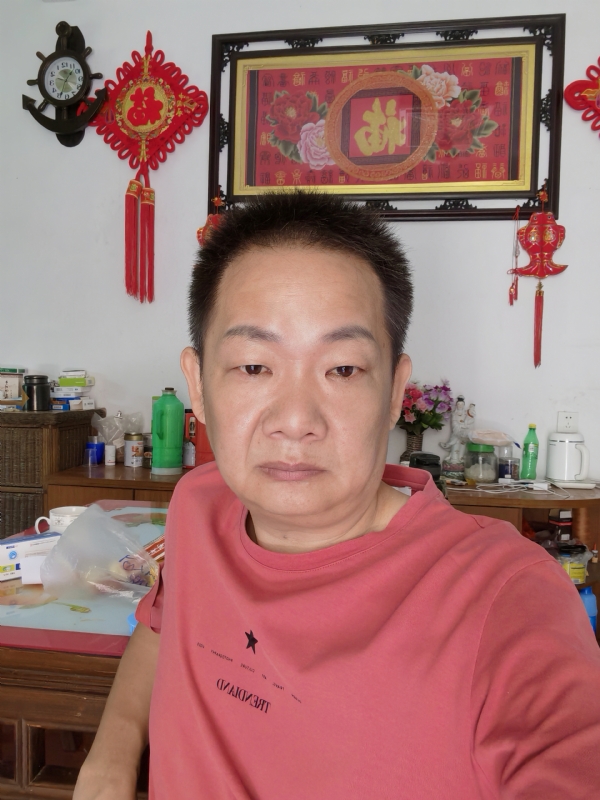 飞天的第一张照片--呼和浩特相亲服务中心