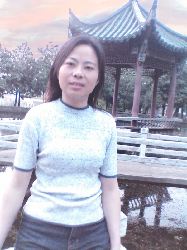 小草的第一张照片--呼和浩特相亲服务中心