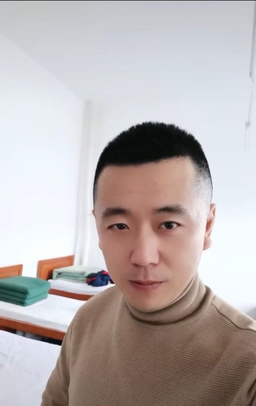 随风的第二张照片--呼和浩特相亲服务中心