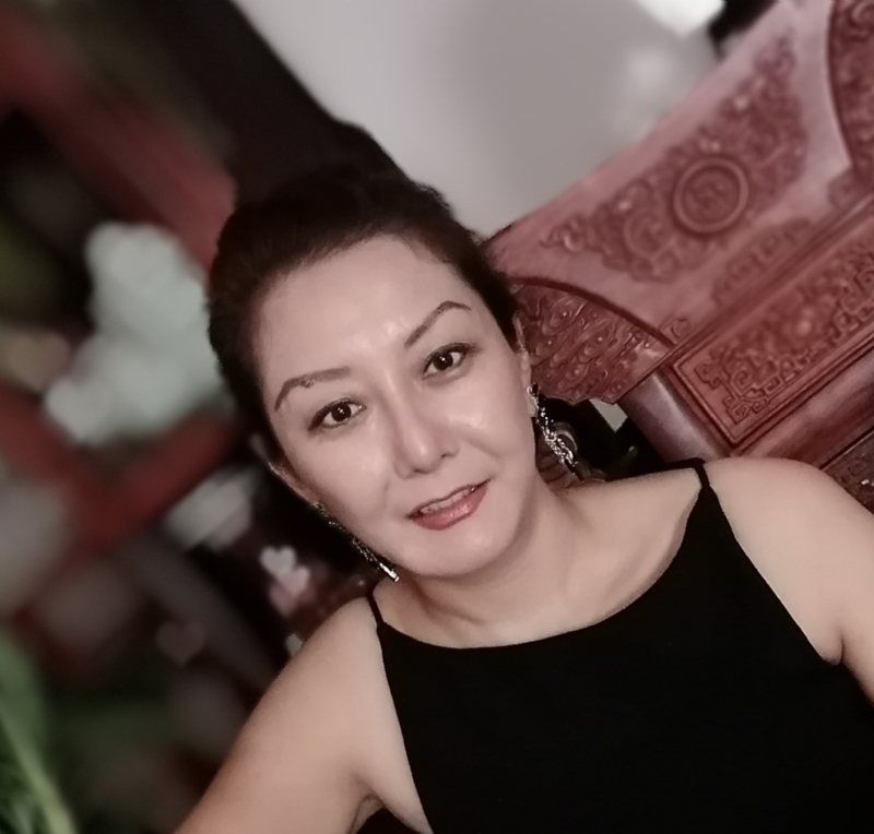 1975珠砂痣的第三张照片--呼和浩特相亲服务中心