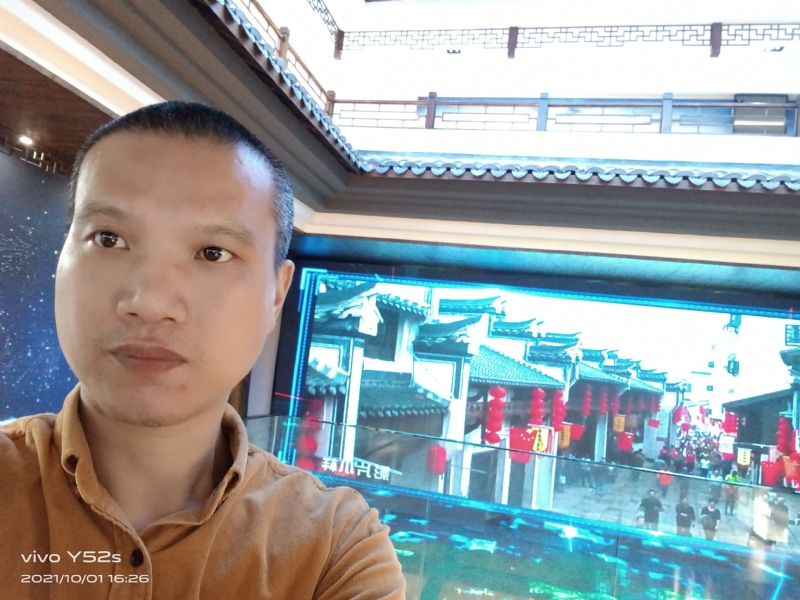 云中漫步的第一张照片--呼和浩特相亲服务中心