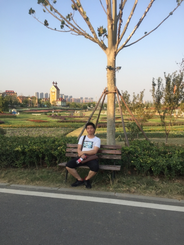 大鹏的第一张照片--呼和浩特相亲服务中心