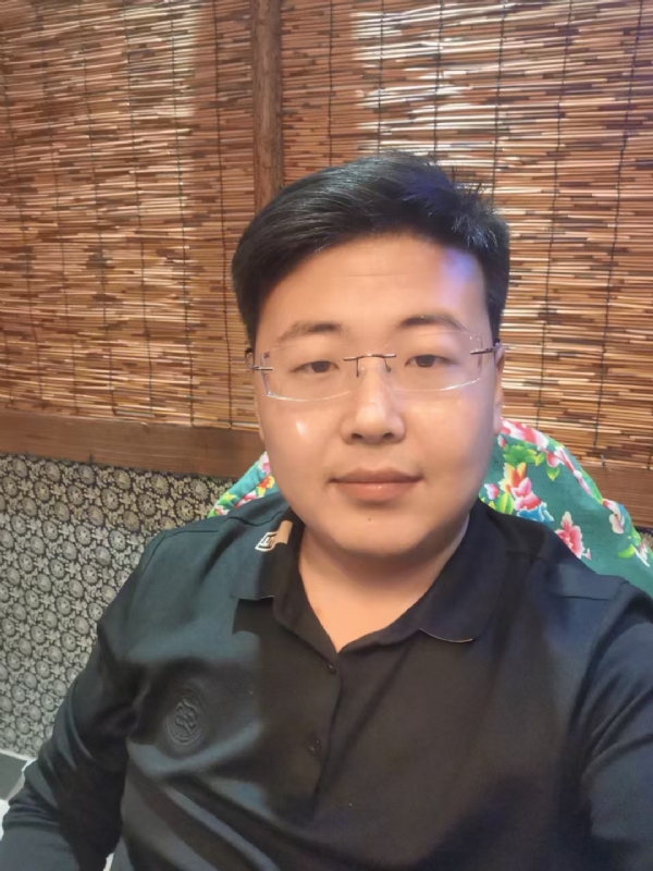 刘先生的第一张照片--呼和浩特相亲服务中心