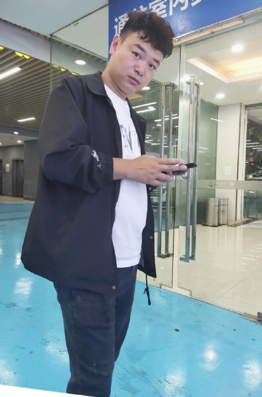 杰的第三张照片--呼和浩特相亲服务中心