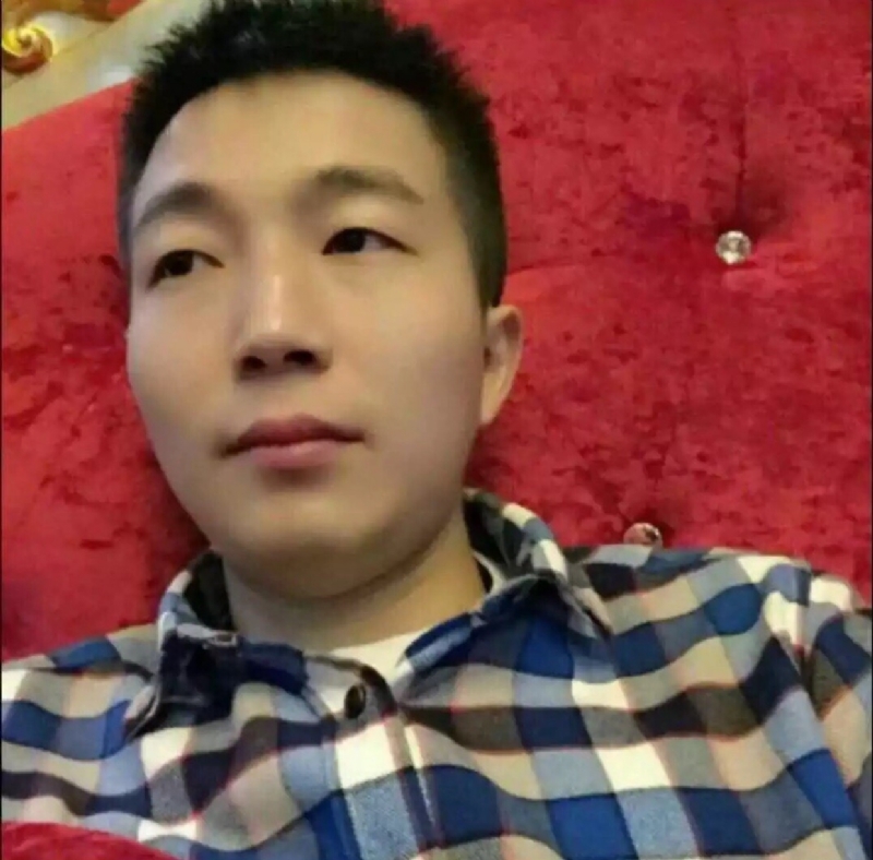 崩塌的信仰的第一张照片--呼和浩特相亲服务中心