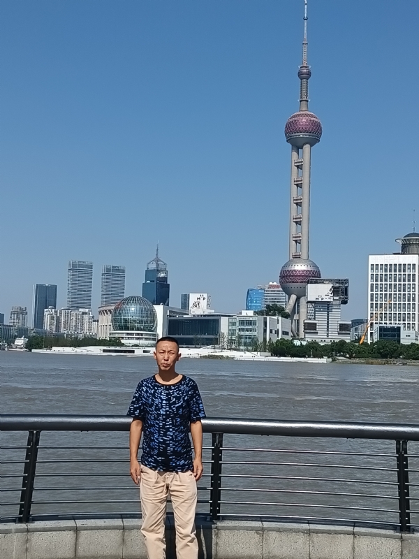 伪装浪漫的第一张照片--呼和浩特相亲服务中心