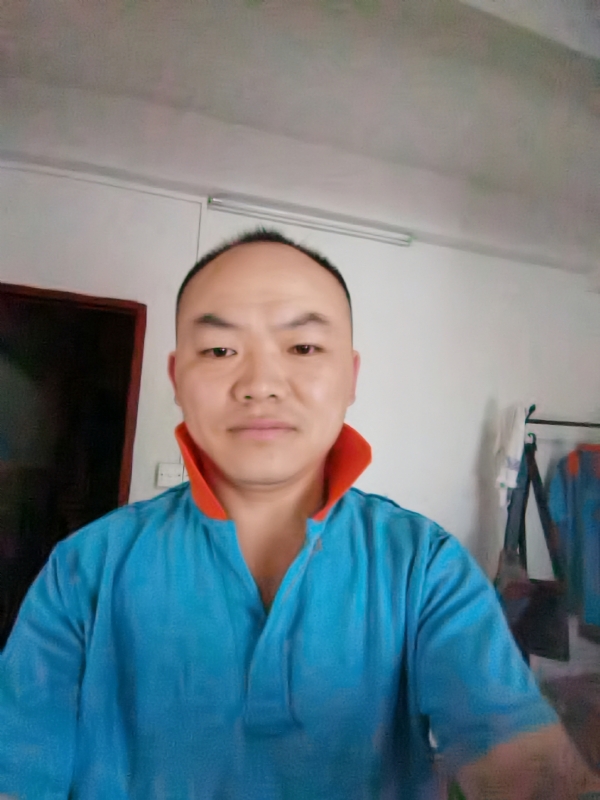 与子携老的第五张照片--呼和浩特相亲服务中心