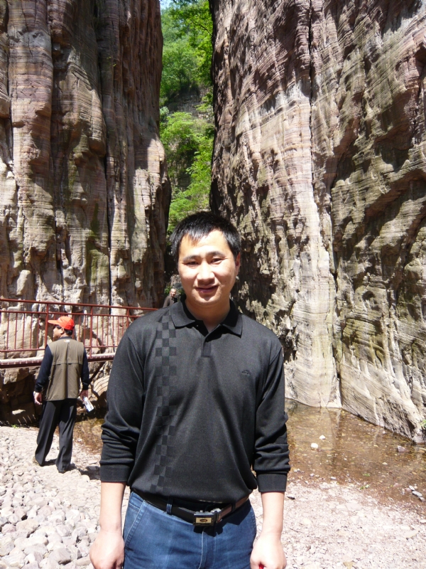 阳光幸福快乐的第三张照片--呼和浩特相亲服务中心