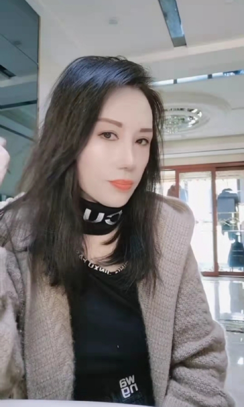 阿莲的第一张照片--呼和浩特相亲服务中心