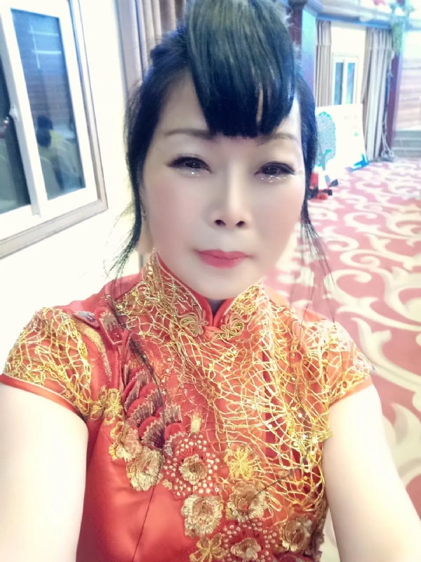 冰雪的第一张照片--呼和浩特相亲服务中心