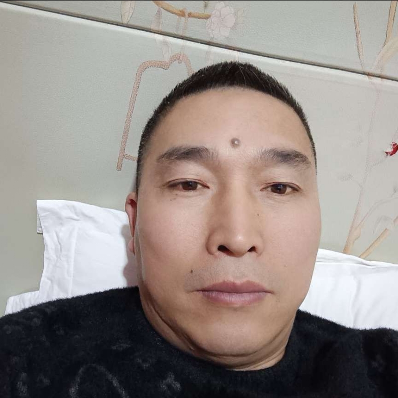 痴情男的第一张照片--呼和浩特相亲服务中心