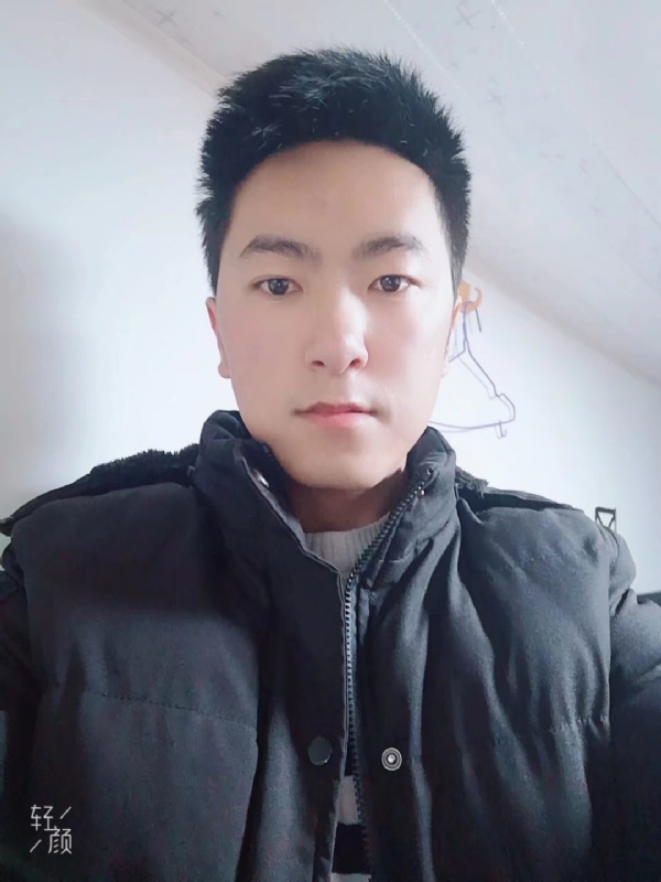 儒雅的玉龙兄的第一张照片--呼和浩特相亲服务中心