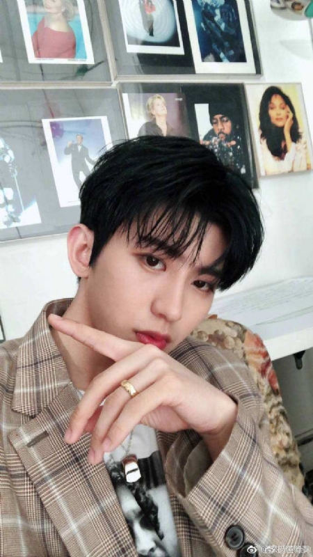 hjsjs的第一张照片--呼和浩特相亲服务中心