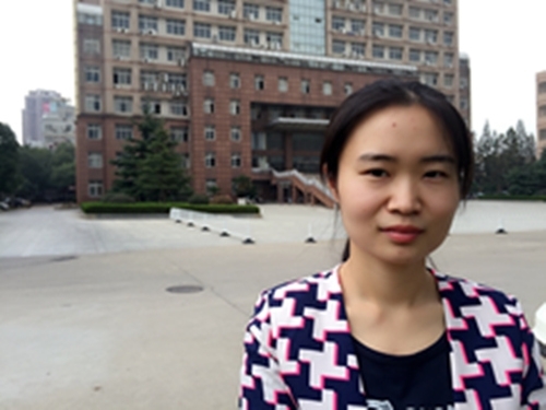 女儿征婚的第一张照片--呼和浩特相亲服务中心