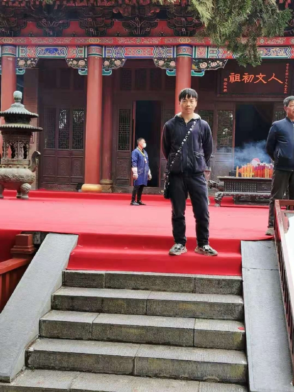 单身的小草的第三张照片--呼和浩特相亲服务中心