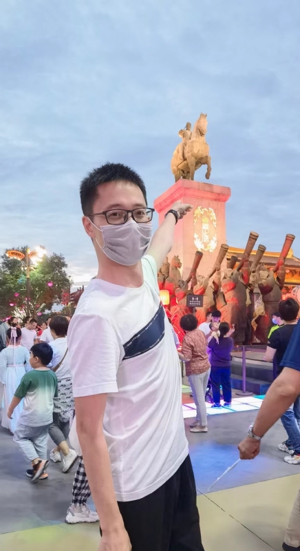 一休哥的第一张照片--呼和浩特相亲服务中心