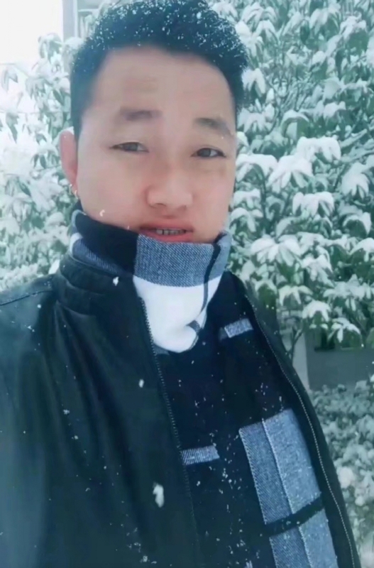 为爱拼一回的第一张照片--呼和浩特相亲服务中心