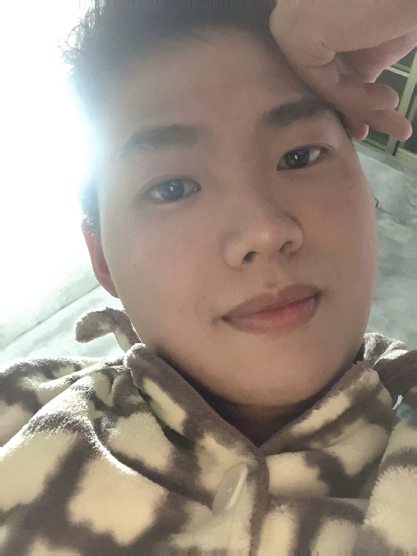 她的第四张照片--呼和浩特相亲服务中心