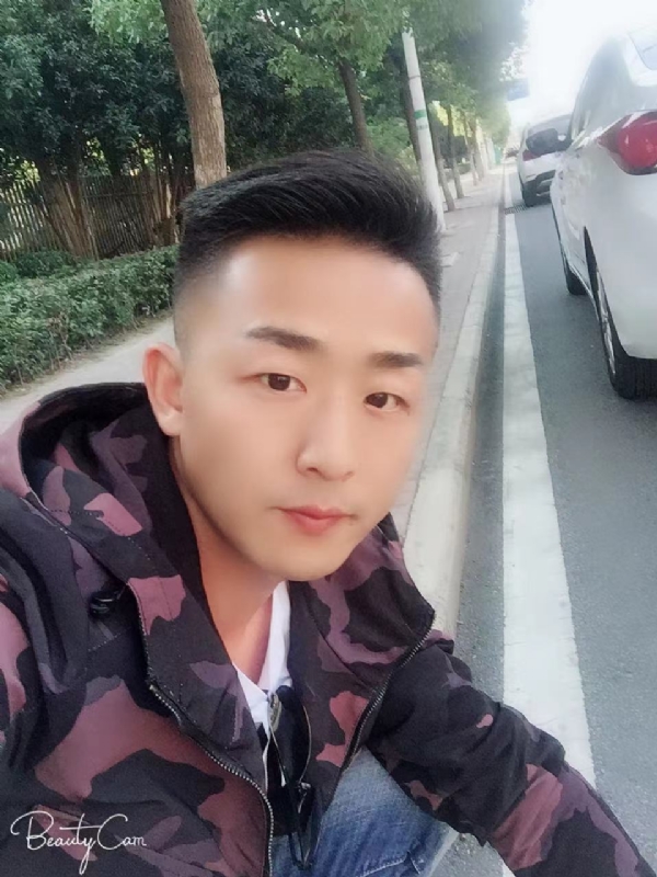 归心的第二张照片--呼和浩特相亲服务中心