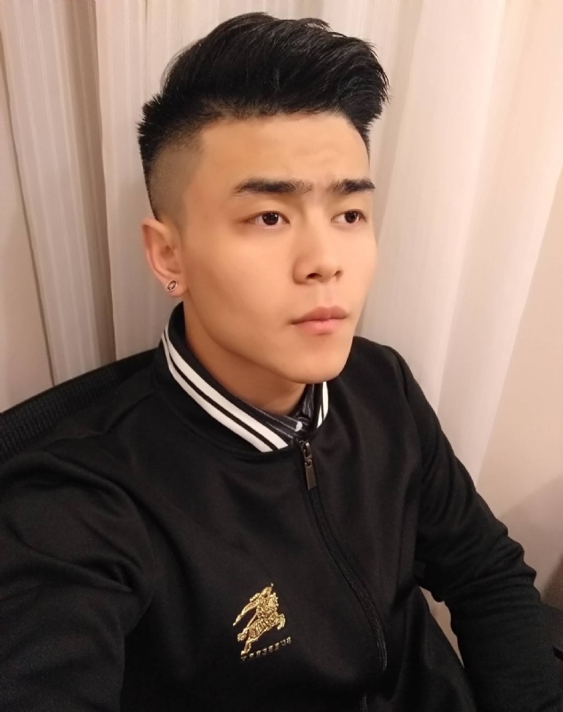 随缘的第一张照片--呼和浩特相亲服务中心