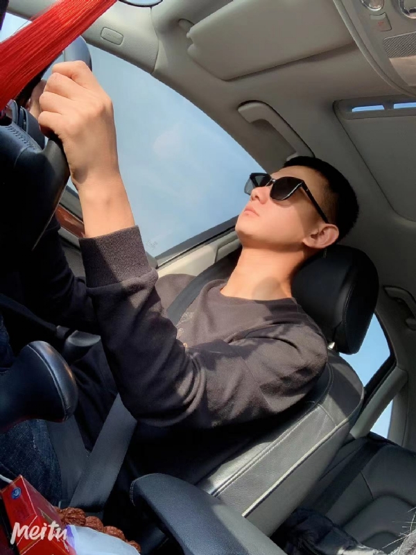 小五的第一张照片--呼和浩特相亲服务中心